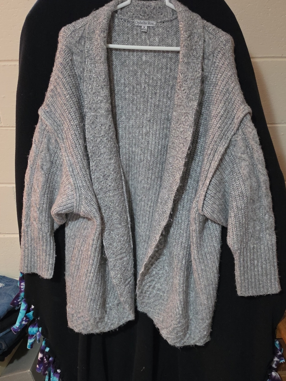 Ophelia Rose Light Gray Open-Front Knit Cardigan